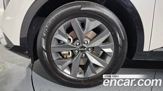 Kia Sportage Sportage 5-е поколение Бензин 1.6 турбо 2WD — Фото автомобиля 5