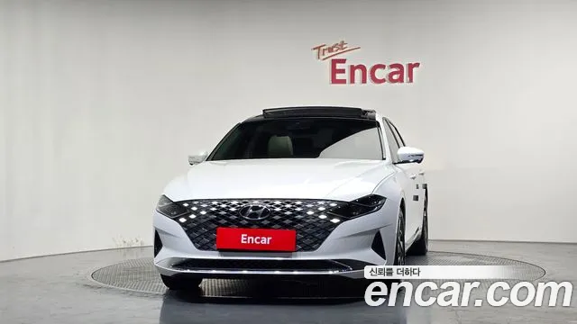 Hyundai Grandeur — Фото автомобиля 3