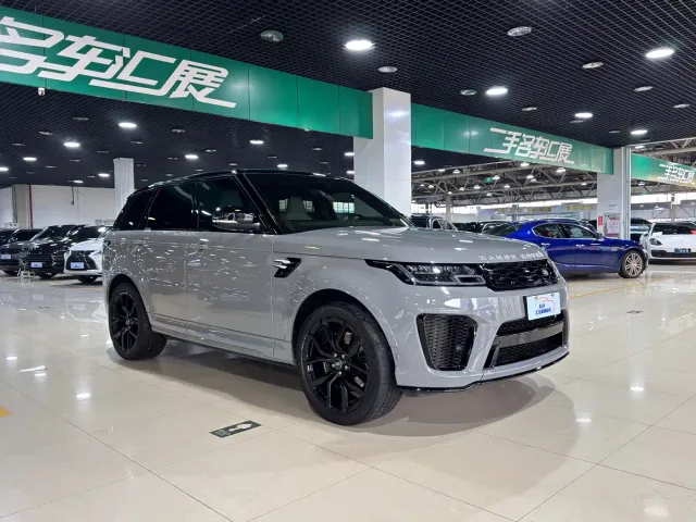 Land Rover Range Rover Sport — Фото автомобиля 3