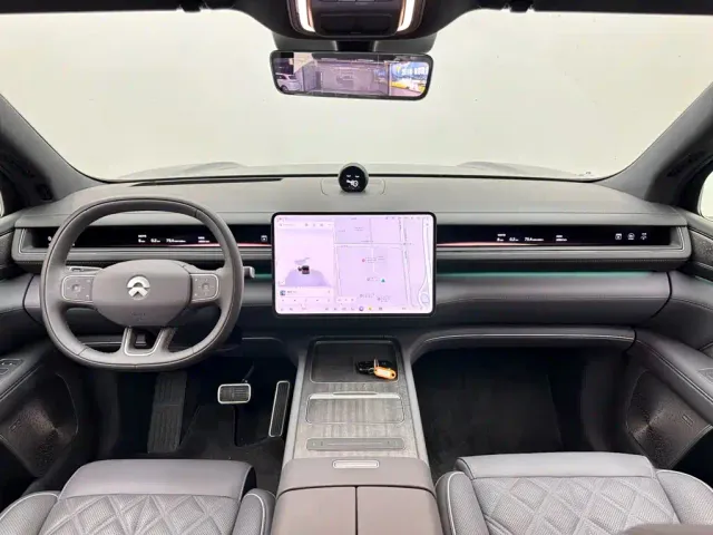 Nio ES8 — Фото автомобиля 10