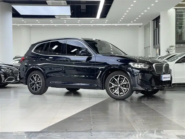 BMW X3 — Фото автомобиля 3