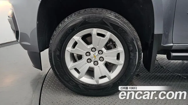 Chevrolet Colorado — Фото автомобиля 4