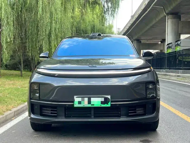 Li Auto L7 — Фото автомобиля 3
