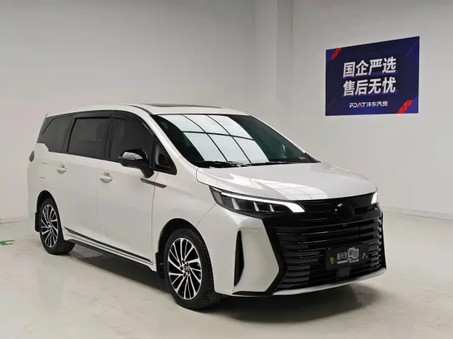 GAC Trumpchi M6 — Фото автомобиля 3