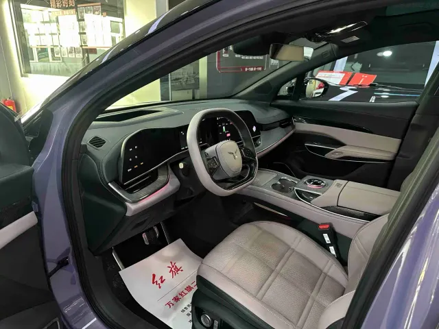 Hongqi Tian Gong 08 — Фото автомобиля 4