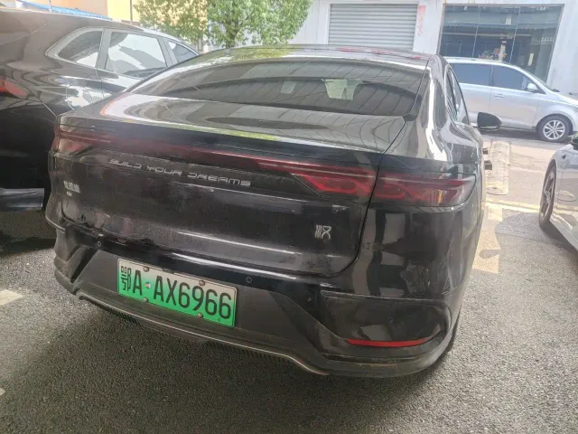 BYD Han — Фото автомобиля 9