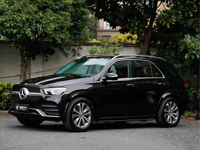 Фотография автомобиля — Mercedes-Benz GLE-Class
