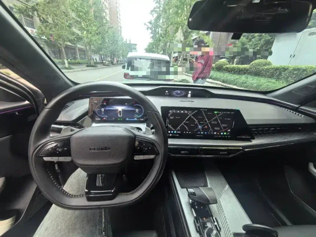 Changan Oshan Z6 EV — Фото автомобиля 5