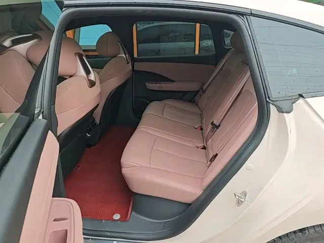 Nissan N7 — Фото автомобиля 16