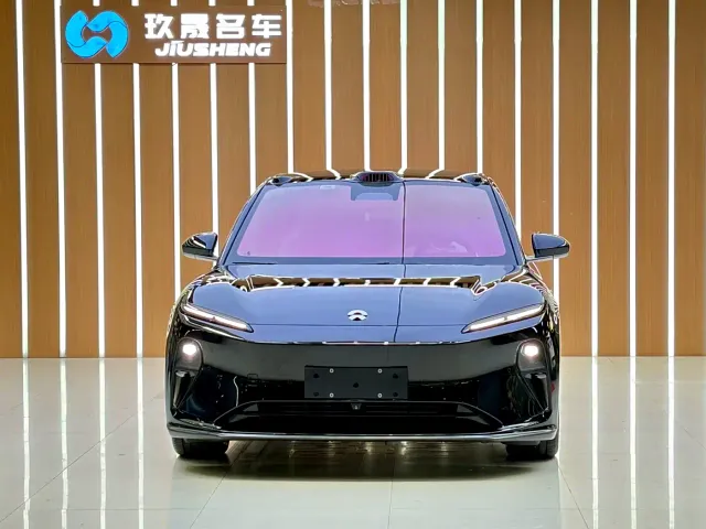 Nio ET5 Touring — Фото автомобиля 2