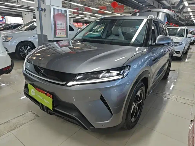 Фотография автомобиля — BYD Yuan UP