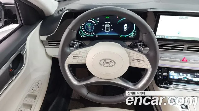 Hyundai Grandeur — Фото автомобиля 14