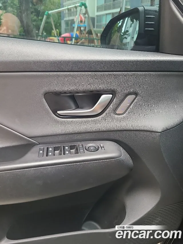 Hyundai Kona Kona (SX2) Бензин 2.0 2WD — Фото автомобиля 19