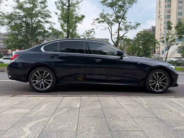 BMW 3 Series — Фото автомобиля 8