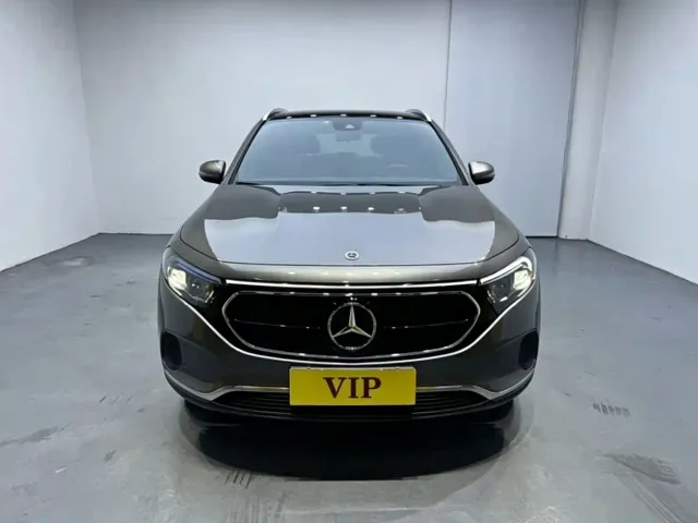 Mercedes-Benz EQA — Фото автомобиля 4