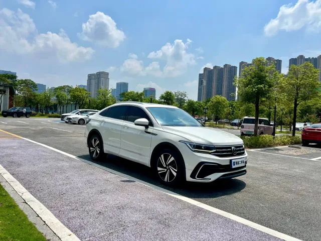 Volkswagen Tiguan X — Фото автомобиля 6