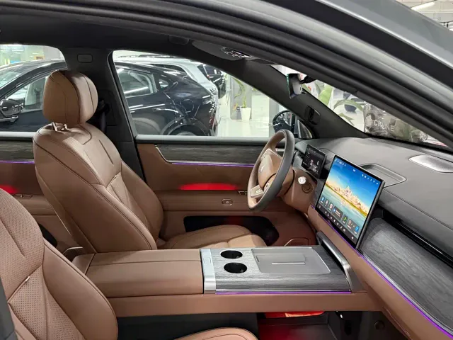 Huajing Baojun S — Фото автомобиля 5