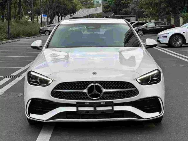 Mercedes-Benz C-Class — Фото автомобиля 3