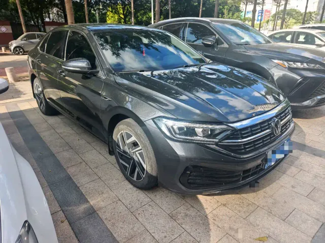 Volkswagen Sagitar — Фото автомобиля 3