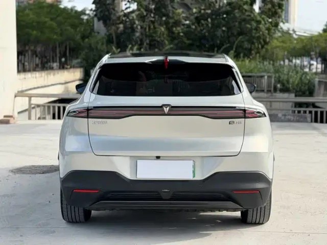 Deepal S05 — Фото автомобиля 5