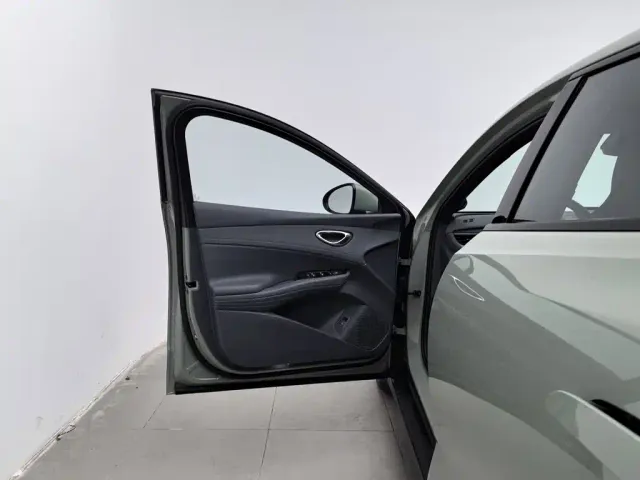 BYD Seal 06 GT — Фото автомобиля 8
