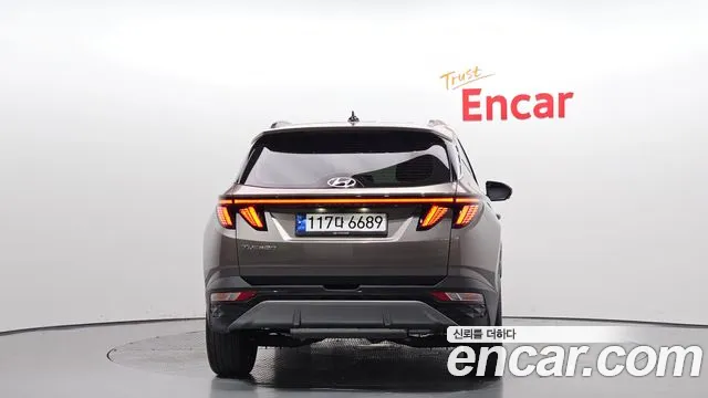 Hyundai Tucson Tucson (NX4) Бензин 1.6 турбо 2WD — Фото автомобиля 20