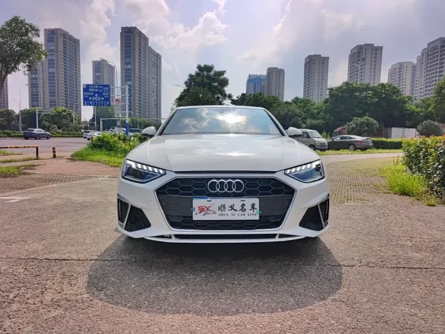 Audi A4L — Фото автомобиля 2