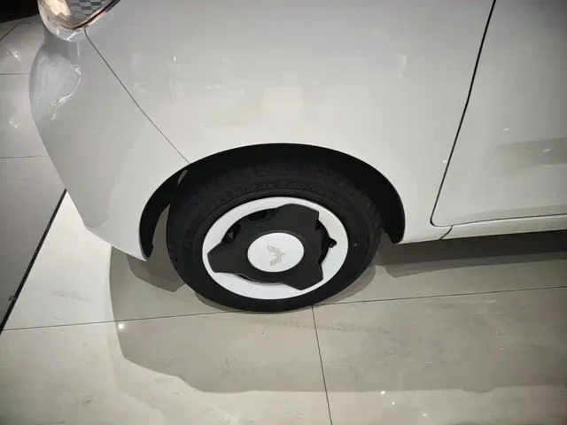 Wuling Hongguang Mini EV — Фото автомобиля 22