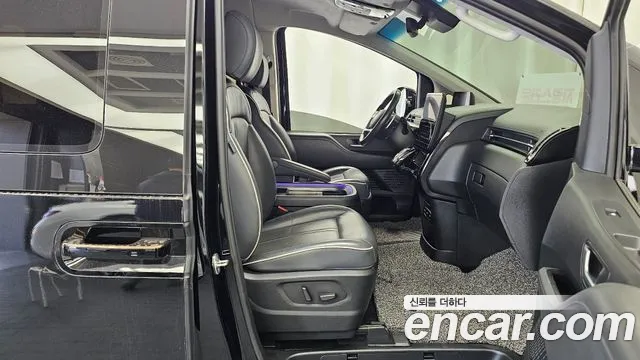 Hyundai Staria — Фото автомобиля 16
