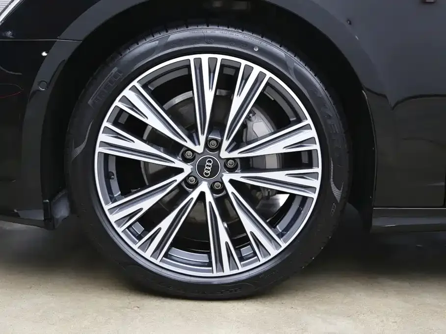 Audi Audi A6L 2025 45 TFSI quattro Premium Sport — Фото автомобиля 26