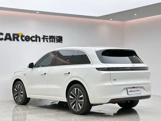 Li Auto L6 — Фото автомобиля 3