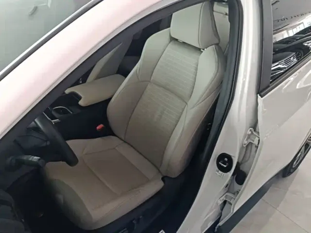Toyota FAW Toyota bZ4X — Фото автомобиля 14
