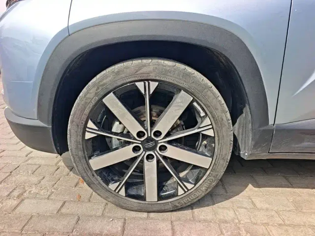 Geely ICON — Фото автомобиля 22
