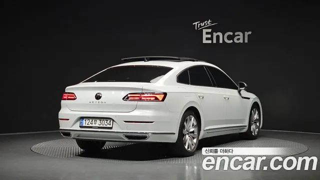 Volkswagen Arteon — Фото автомобиля 2