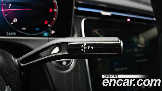 Mercedes-Benz E-Class — Фото автомобиля 8