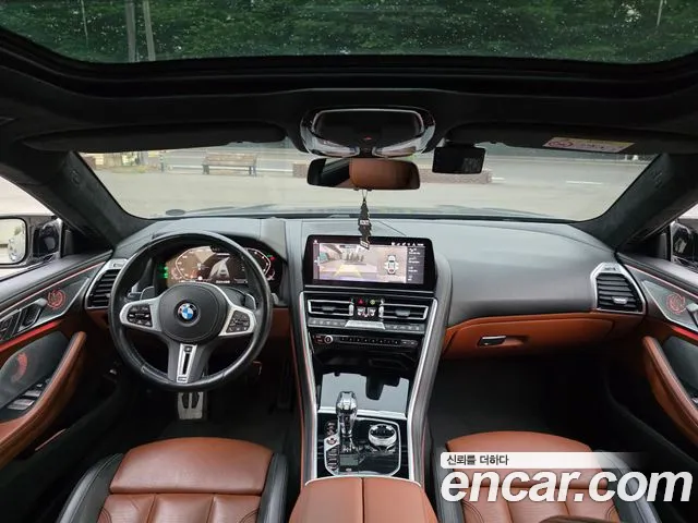 BMW 8-Series — Фото автомобиля 8