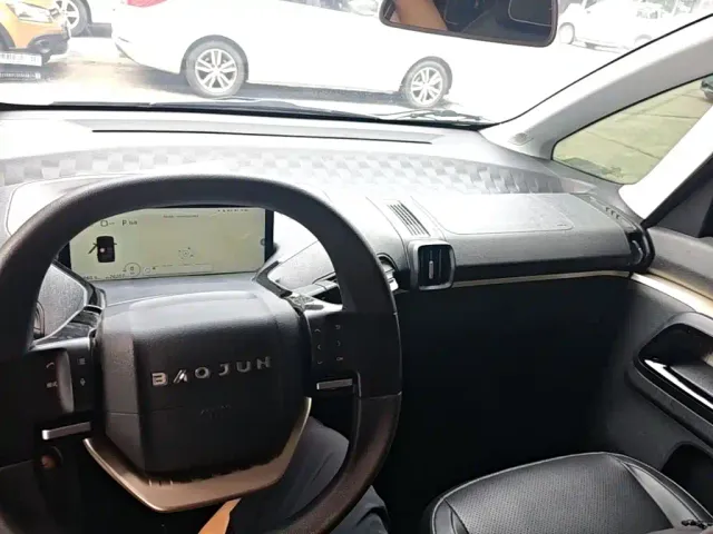 Baojun KiWi EV — Фото автомобиля 9
