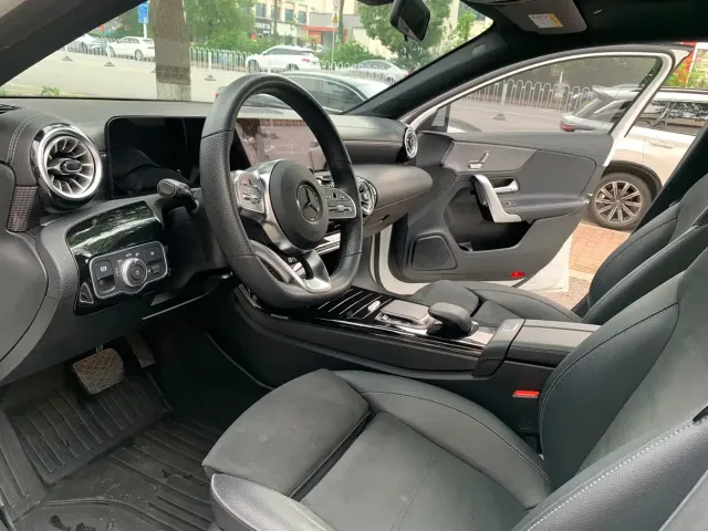 Mercedes-Benz A-Class — Фото автомобиля 6