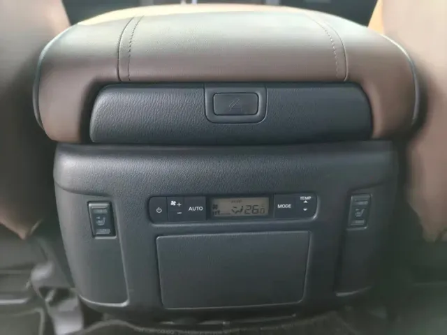 Nissan Patrol — Фото автомобиля 14