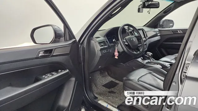 KG_Mobility_Ssangyong Rexton Новый Rexton Sport Khan Дизель 2.2 4WD — Фото автомобиля 10