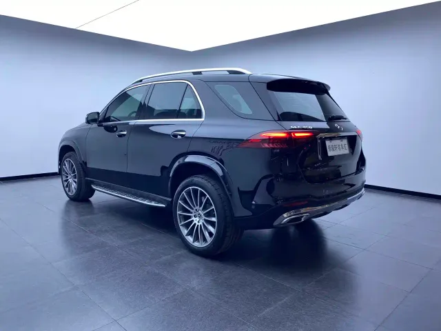 Mercedes-Benz GLE-Class — Фото автомобиля 5