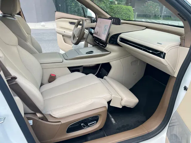 GAC Hyptec HT — Фото автомобиля 17