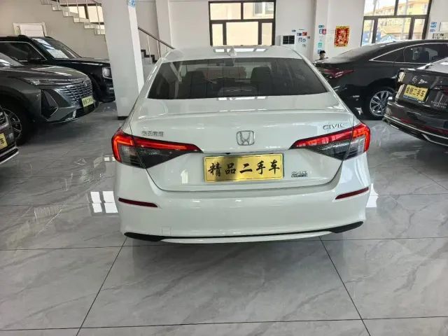 Honda Civic — Фото автомобиля 4