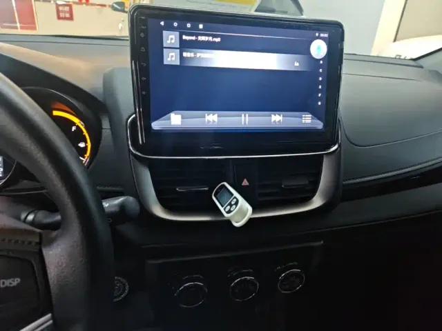 Toyota YARiS L Zhi Xuan — Фото автомобиля 12