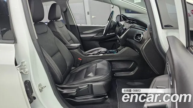 Chevrolet Bolt EV New — Фото автомобиля 16