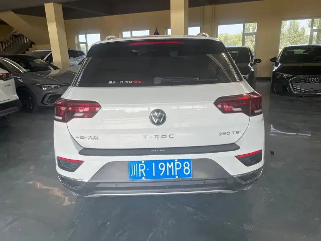 Volkswagen T-Roc — Фото автомобиля 7