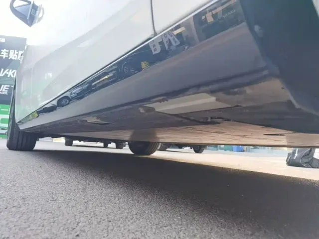 Li Auto MEGA — Фото автомобиля 21