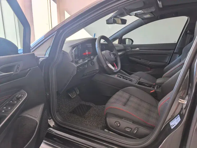 Volkswagen Golf GTI — Фото автомобиля 4
