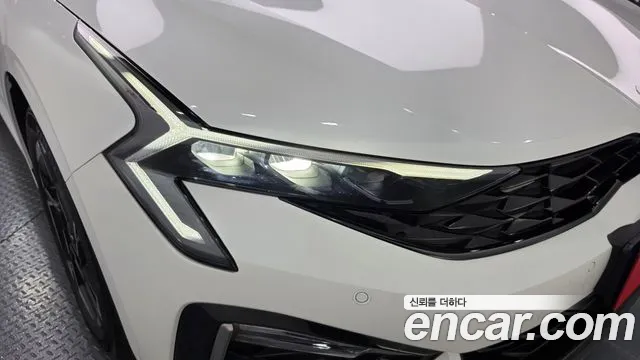 Kia K5 Новый K5 3 поколение 2.0 LPi(Для проката) — Фото автомобиля 22