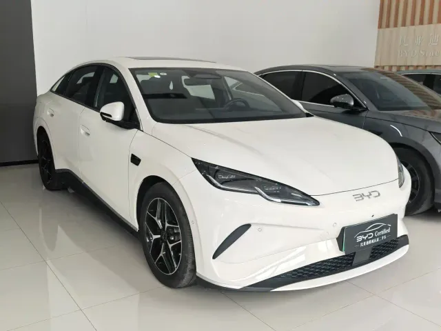 BYD Seal 06 New Energy 2025 DM-i Smart Drive Edition 120KM Luxury — Фото автомобиля 3